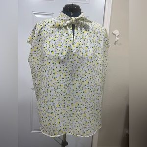 Eloquii pineapple top